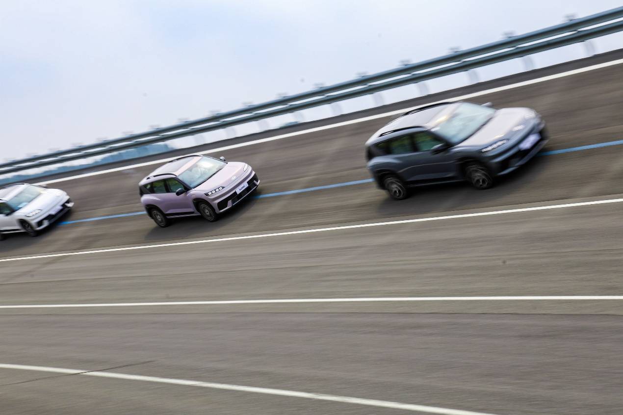 從煙臺(tái)到全球:北京現(xiàn)代 ELEXIO 用硬核實(shí)力重塑新能源安全格局