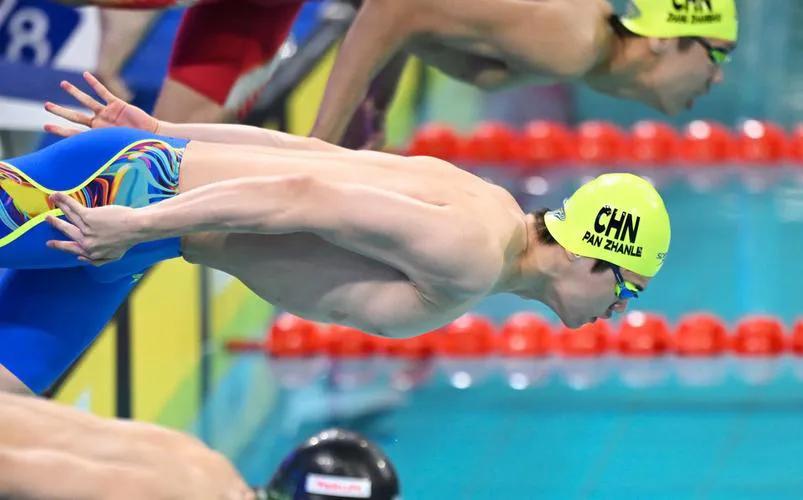 潘展樂200自預賽出局