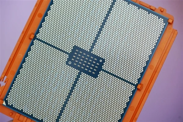 最強桌面CPU！AMD銳龍線程撕裂者9970X/9980X圖賞