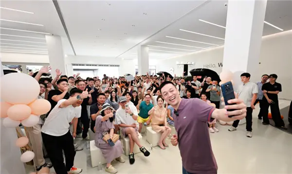 理想i8光速降價了!還有機會扳回一城嗎 理想i8光速降價了!還有機會扳回一城嗎