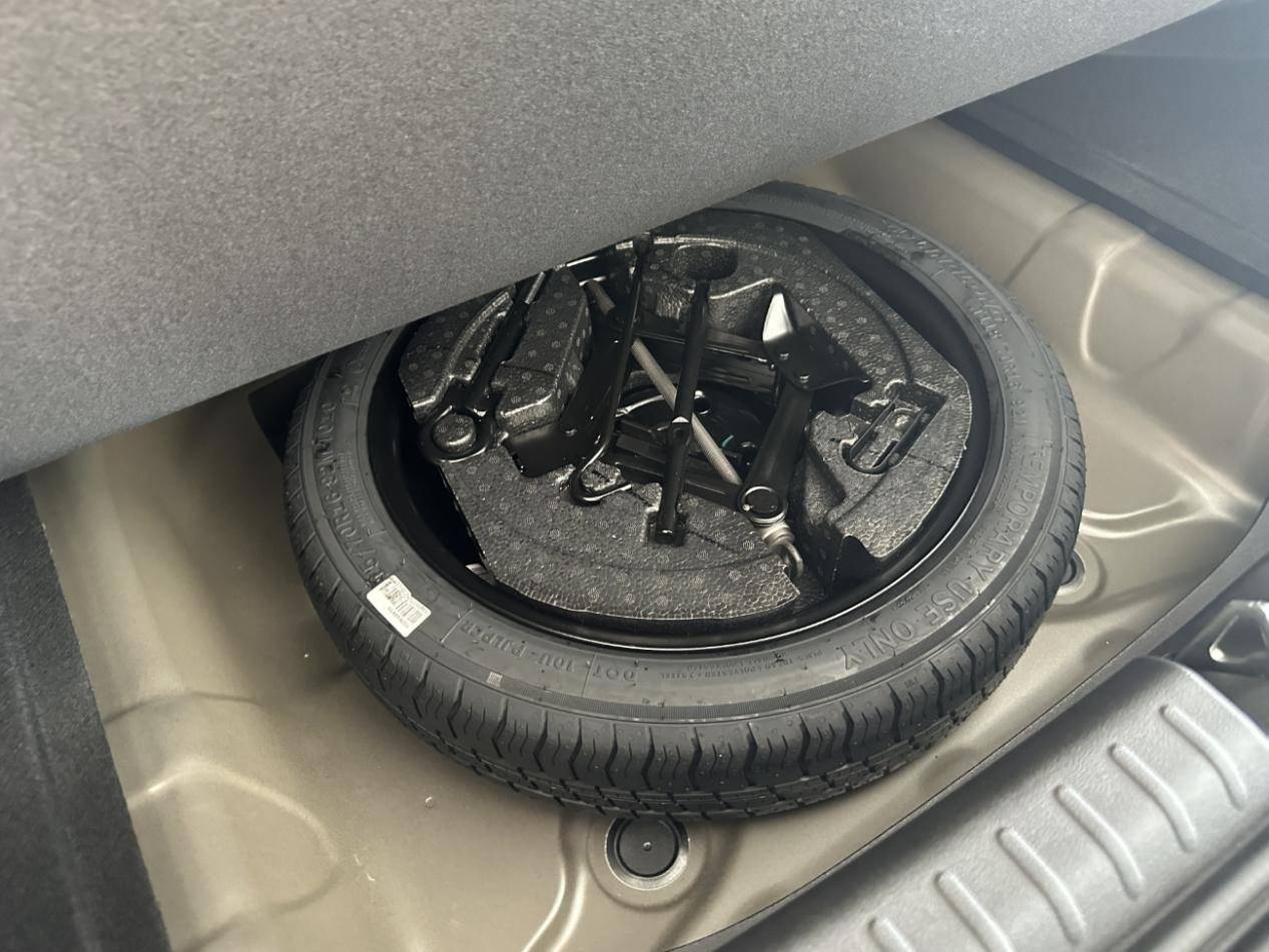 第4代帝豪全球400萬紀念款,三大件解讀,CVT18變速箱