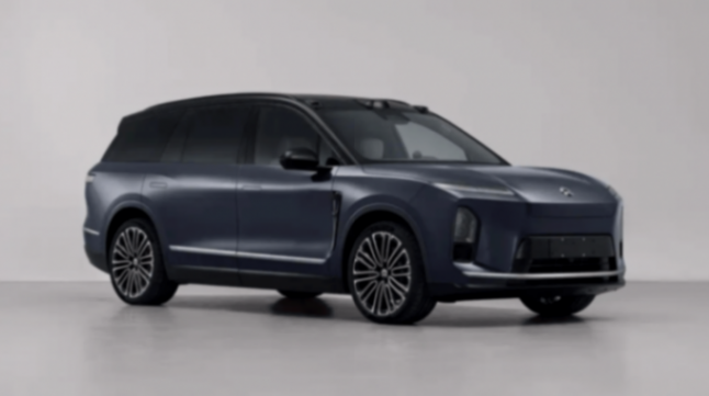 全新蔚來ES8實車,新平臺+大尺寸,也是好起來了