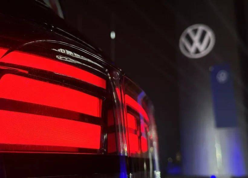 上汽大眾1-7月累計(jì)終端銷量同比增長(zhǎng)1.1%。其中途觀家族、途岳家族、帕薩特家族和朗逸家族四大主力車系7月終端銷量出色