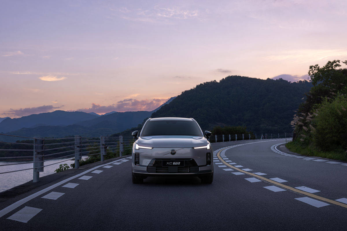 沃爾沃XC70 極端環境淬煉的“豪華超混第一車”