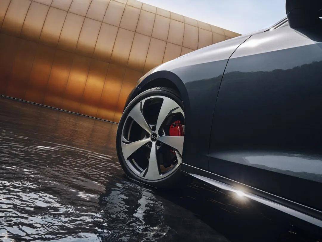 當德系精工邂逅中國智慧 一汽奧迪雙車點亮百年新航標