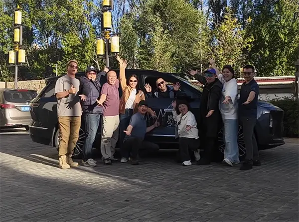 李斌:蔚來G318川藏線充換電全線貫通 一路換電到珠峰 李斌:蔚來G318川藏線充換電全線貫通 一路換電到珠峰!