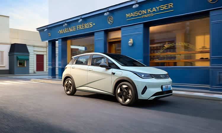 比亞迪海豚的最強對手,全新MG4預售7.38萬起能否入手?