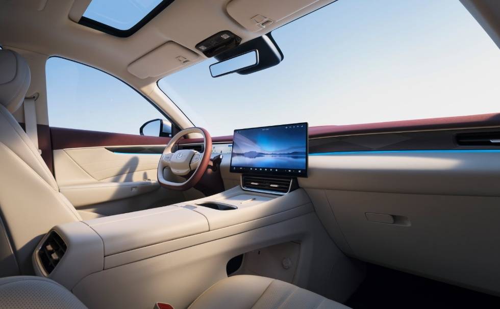 東風(fēng)風(fēng)神L8強(qiáng)勢攪局!家用SUV越級新標(biāo)桿,給20萬內(nèi)市場洗洗牌