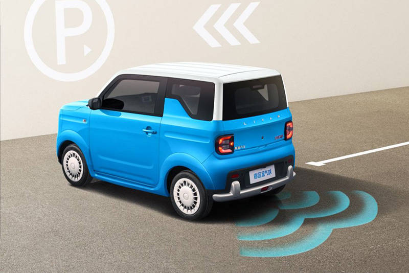 睿藍汽車旗下的純電動微型車—藍氣球正式上市