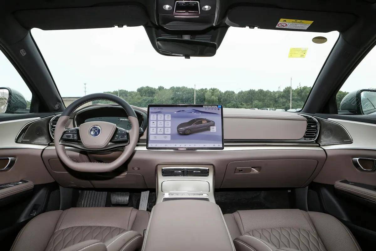 比亞迪漢長續航版上市,續航/內飾升級,外觀保持不變