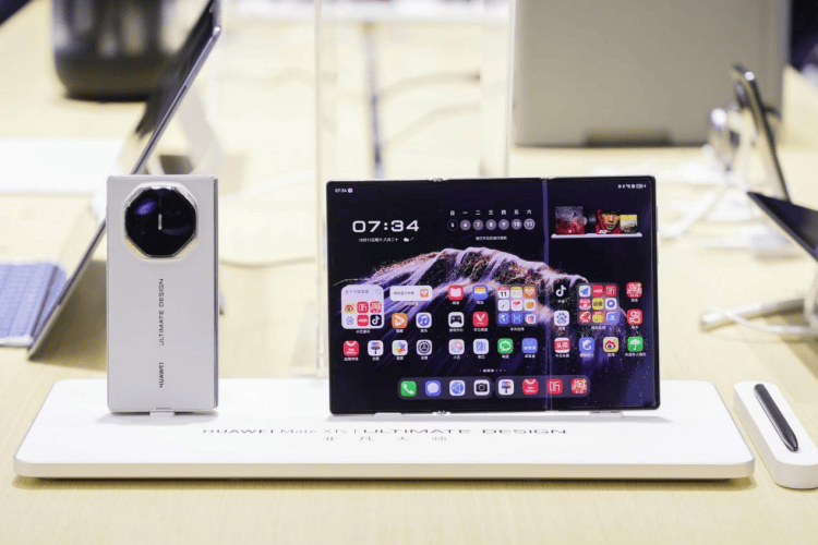 鴻蒙生態(tài)賦能未來,華為亮相2025中國移動全球合作伙伴大會