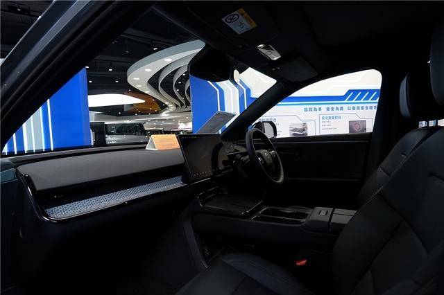 香港市民期待鉑智3X!上市倒計時