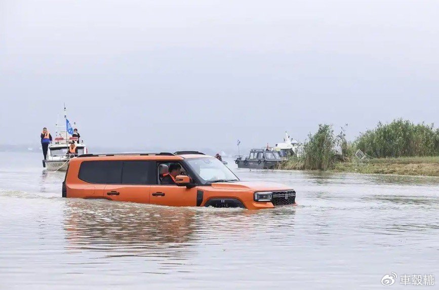 縱橫G700的兩棲牌,會(huì)比坦克500、豹8和大切諾基香嗎?