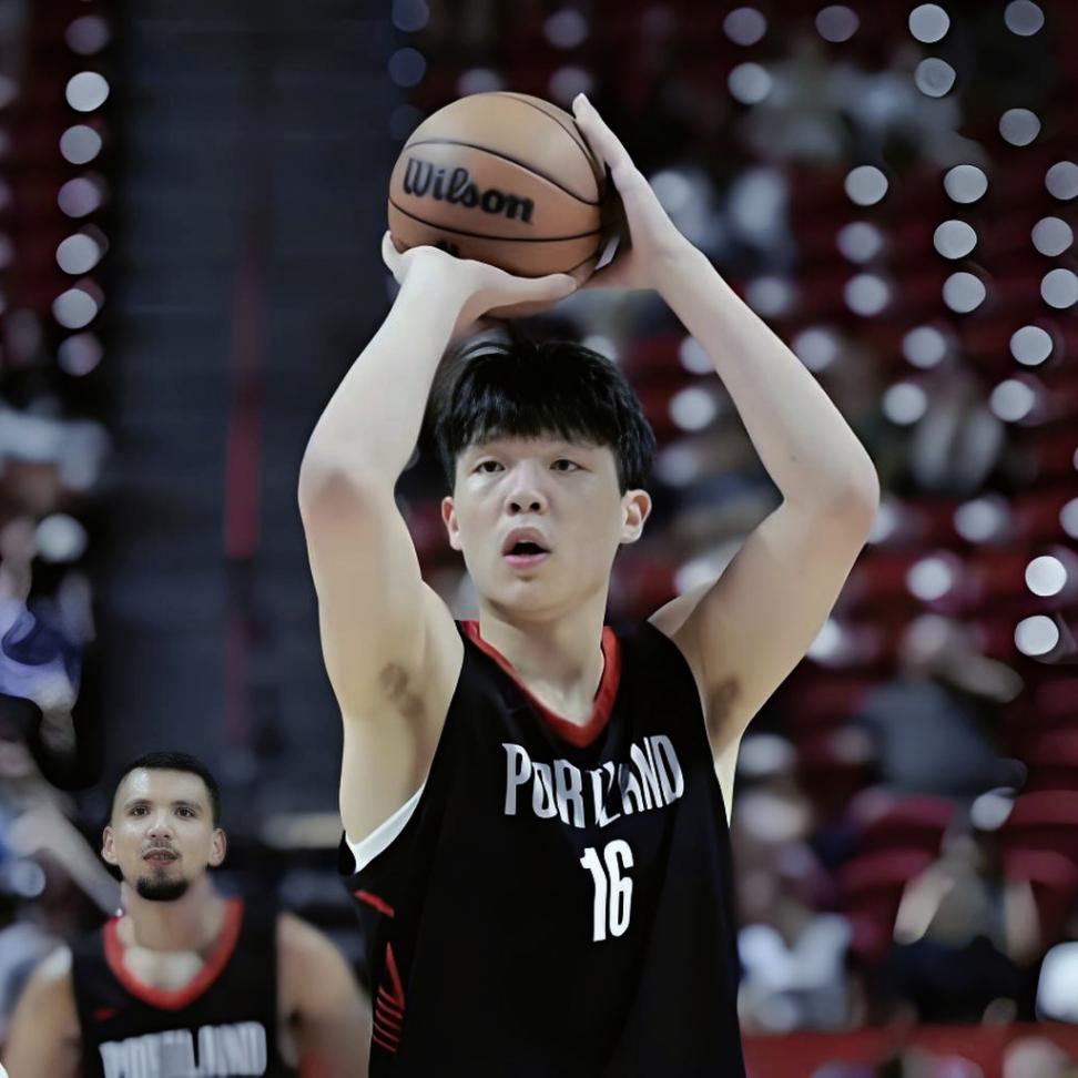 開拓者惜敗森林狼!楊瀚森得到2分1板,他在NBA的路還很長!