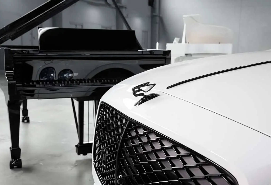 搭載4.0T V8插混系統 賓利飛馳極致版施坦威定制版官圖