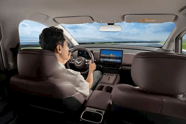 最親民的“GL8” 五菱星光730上市:7.1萬起