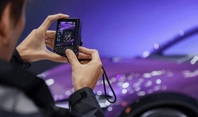 小米汽車開啟個性化新篇:YU7 Max紫水晶版驚艷亮相 定制服務啟航