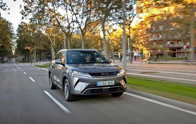 比亞迪元UP DM-i官圖發布,綜合續航1000公里,還要啥五菱繽果?